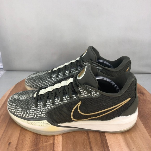 Nike Sabrina 1 Dedication Basketball Shoes Womens Size 13.5 Green Gold Cushioned